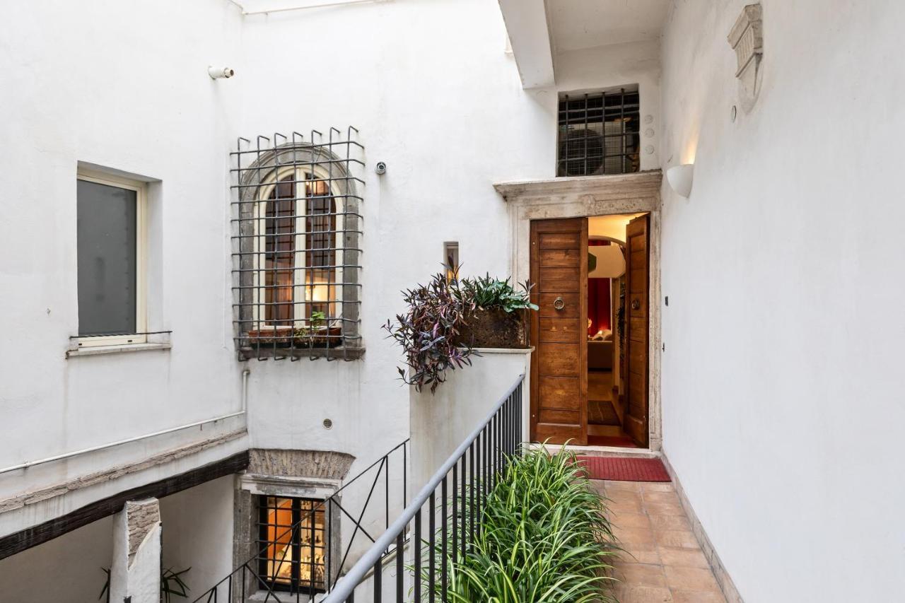 Rome As You Feel - Charming Loft In Navona Apartment Ngoại thất bức ảnh